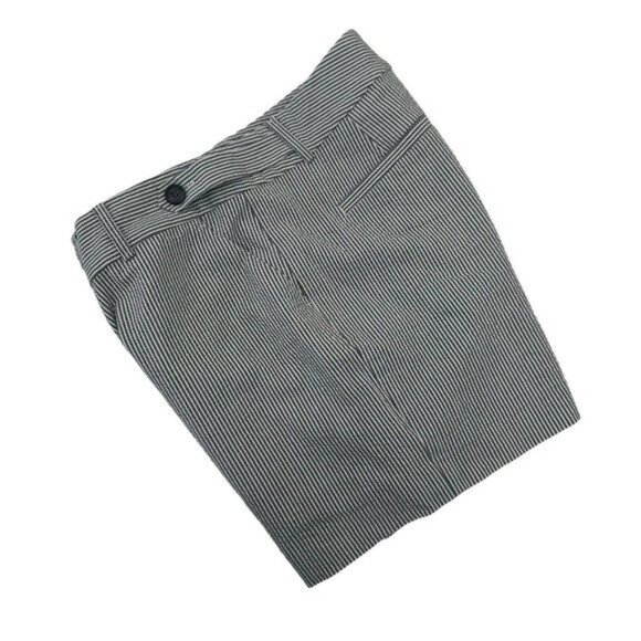 Ann Taylor Women Seesucker Striped Cotton Blend Chino Shorts Size 8 Gray &White - Picture 7 of 12
